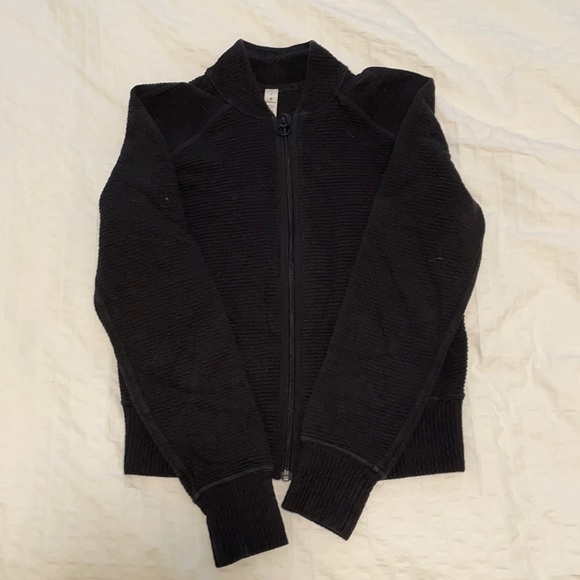On Repeat Bomber Lululemon size 2 - Picture 3 of 6
